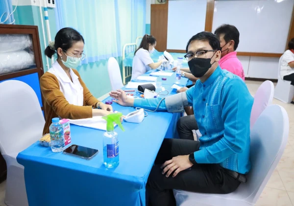 ฉีดวัคซีนไข้หวัดใหญ่และตรวจคัดกรองความเสี่ยงภาวะโรคเมตาบอลิก