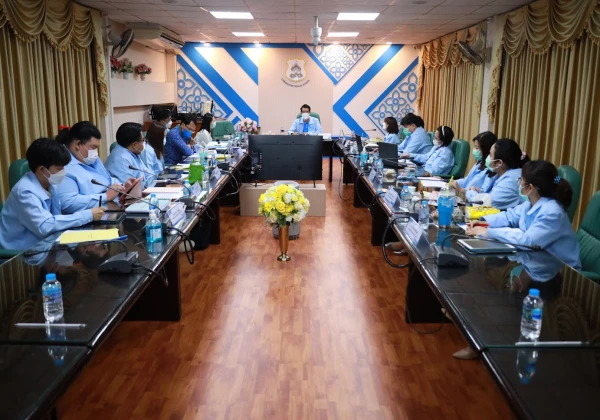 ประชุมเชิงปฏิบัติการ “วิเคราะห์สรุปงาน เพื่อวิพากษ์ ประเมินและพัฒนาหลักสูตร โครงการห้องเรียนพิเศษ IEP และ SMT พุทธศักราช 2563 (ฉบับปรับปรุง พ.ศ.2565)”