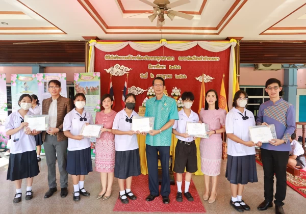 กิจกรรมสัปดาห์ส่งเสริมพระพุทธศาสนา  และหล่อเทียนจำนำพรรษา ปีการศึกษา 2566