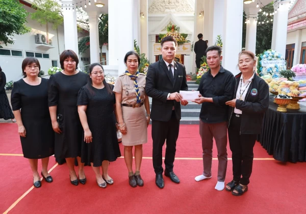 งานฌาปนกิจศพมารดาเจ้าหน้าที่โรเนียว